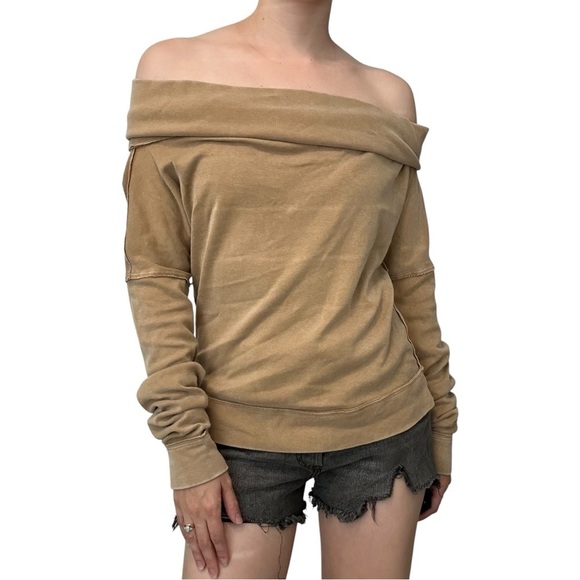 Free People Off Shoulder Sweater Top Long Sleeve Brown Tan Slouchy Size Small - Picture 7 of 7